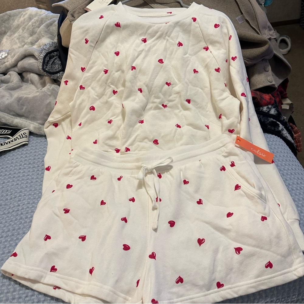 Women’s Heart Outfit